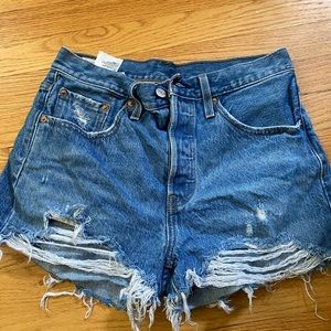 Levis 501 cutoff Wedgie fit denim short